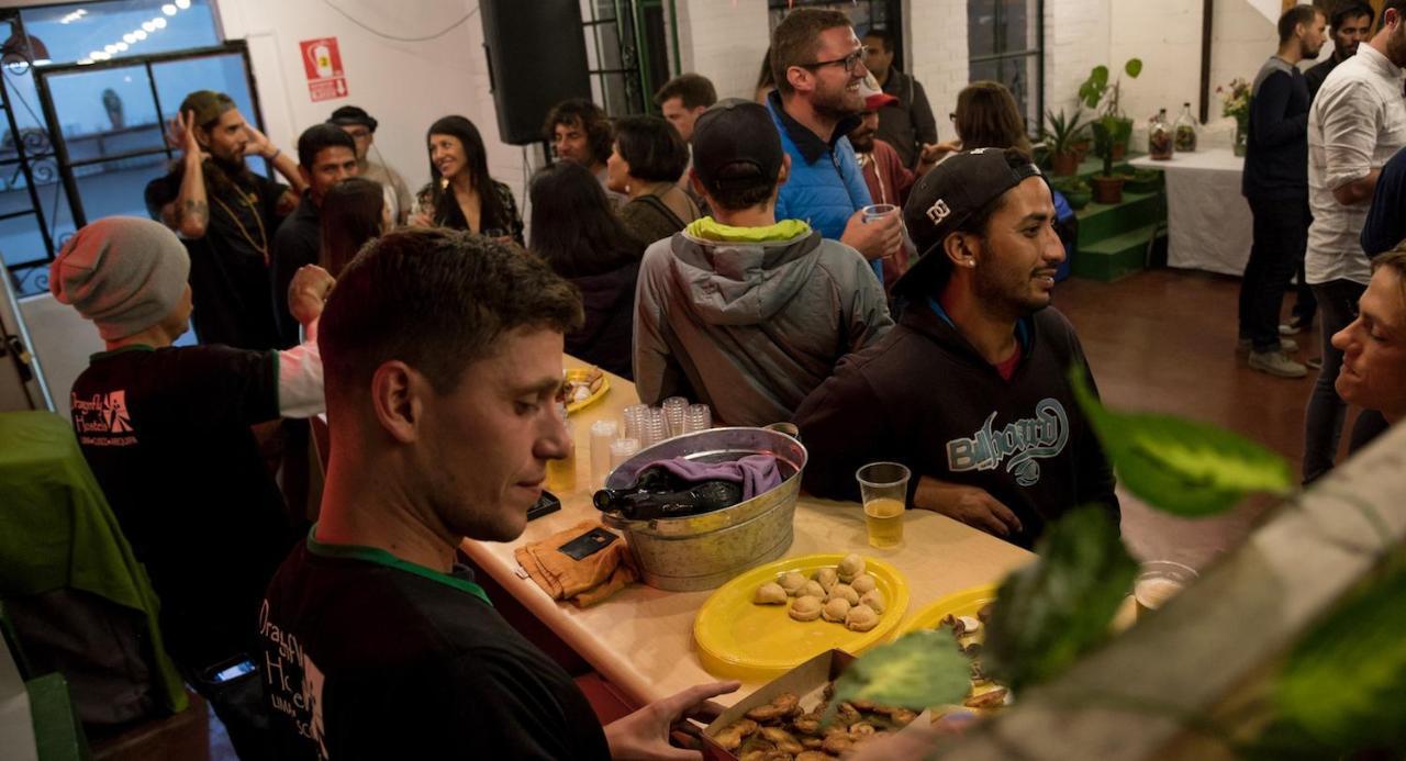 Dragonfly Hostels Barrancoリマ エクステリア 写真