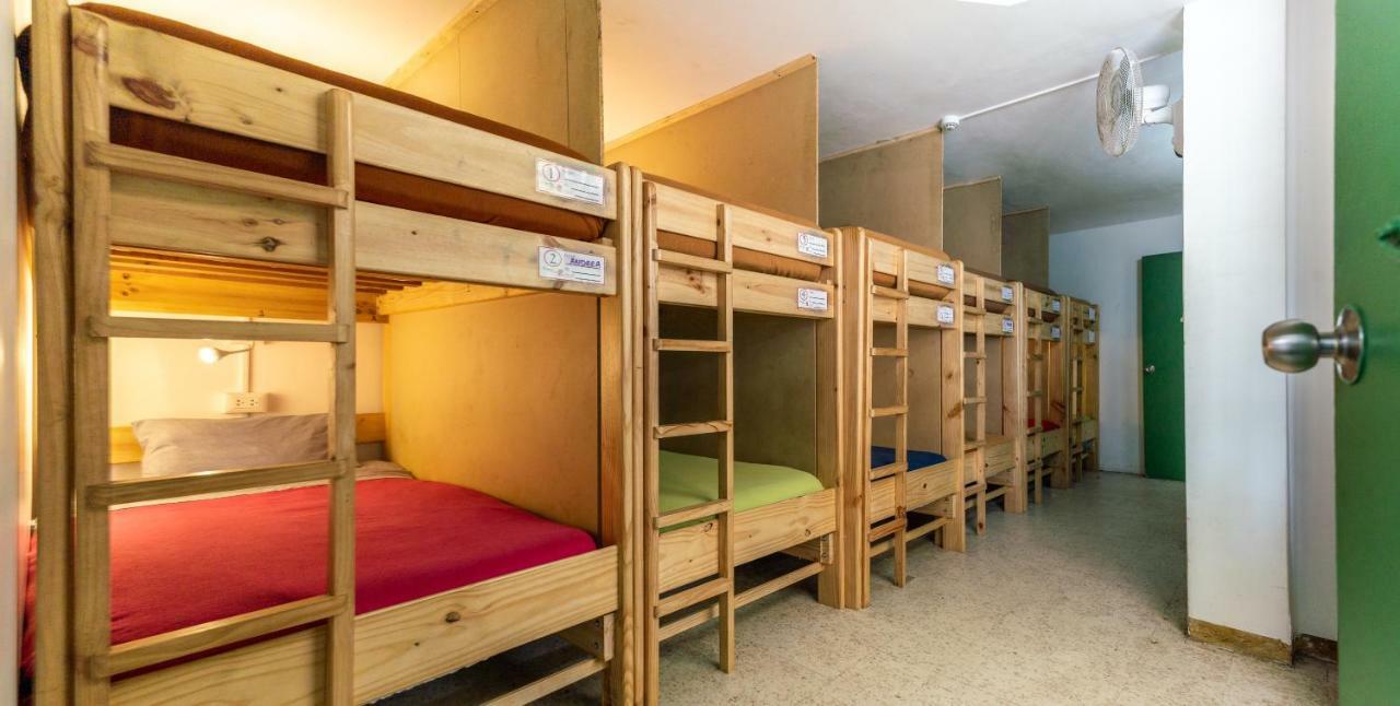 Dragonfly Hostels Barrancoリマ エクステリア 写真