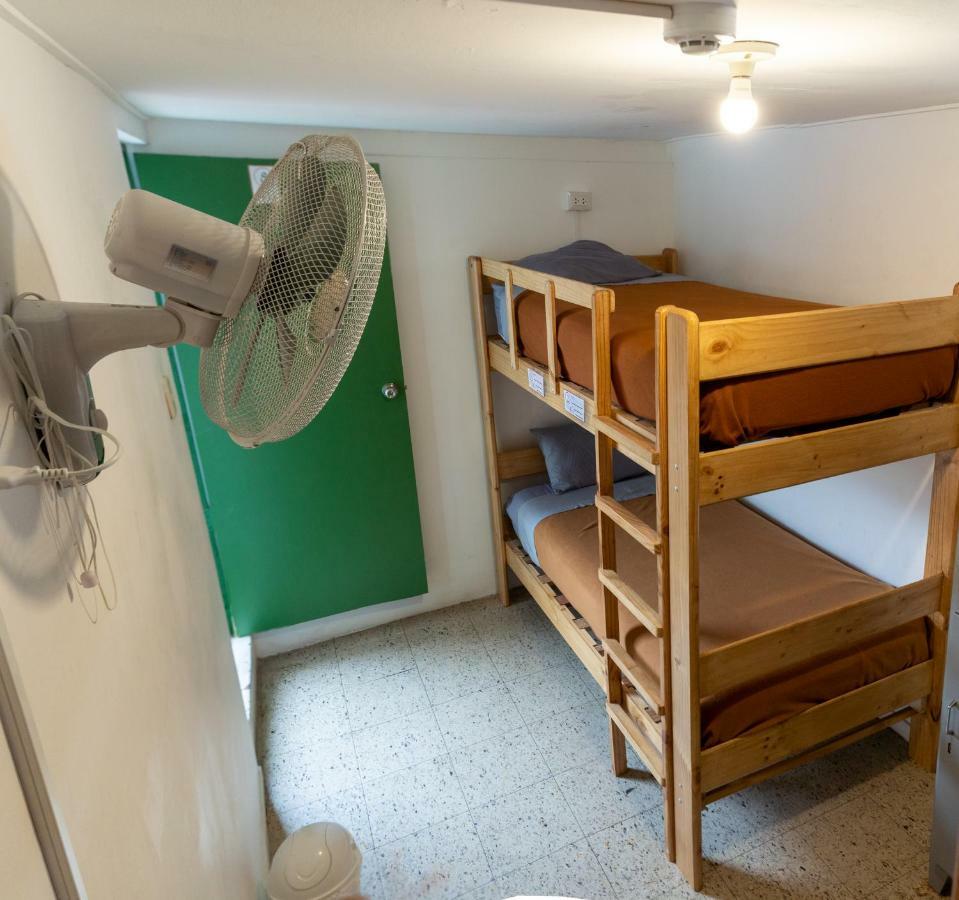 Dragonfly Hostels Barrancoリマ エクステリア 写真